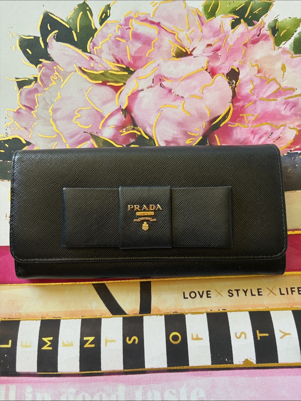Prada Black Saffiano Bow Continental Wallet in pristine condition zipper back